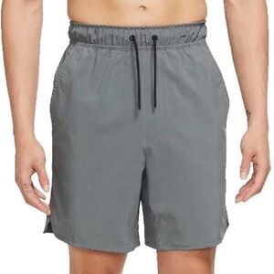 🏃🏻🏃🏿Nike Stride Dri-FIT Stride Running Shorts in Smoke Gray - small 🏃🏾‍➡️🏃🏼‍➡️